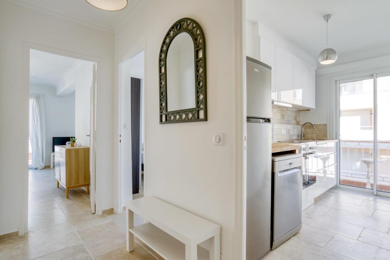 Appartement Bricka - Welkeys Antibes Luaran gambar
